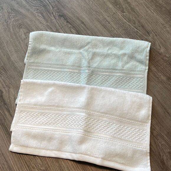 Charisma Supreme Cotton Blend Washcloth-WHITE & Blue-Washcloth - Picture 1 of 2